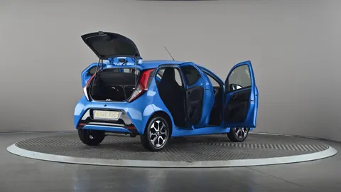 TOYOTA AYGO 1.0 VVT-i X-Trend