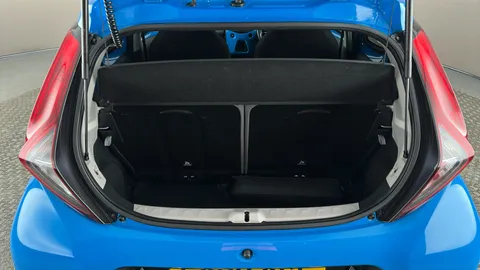 TOYOTA AYGO 1.0 VVT-i X-Trend