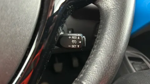 TOYOTA AYGO 1.0 VVT-i X-Trend