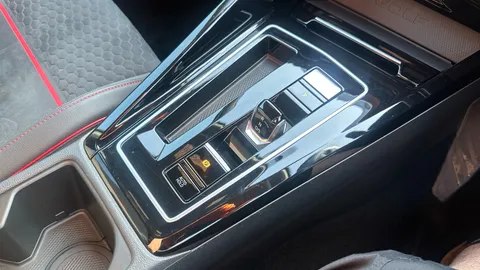 VOLKSWAGEN GOLF 2.0 TSI 300 GTI Clubsport DSG