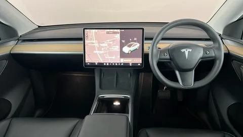 TESLA MODEL Y Long Range AWD Auto