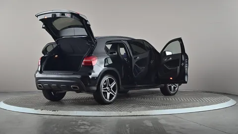 MERCEDES-BENZ GLA GLA 200 AMG Line Edition Plus Auto