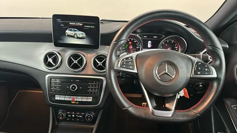MERCEDES-BENZ GLA GLA 200 AMG Line Edition Plus Auto