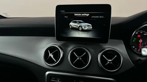 MERCEDES-BENZ GLA GLA 200 AMG Line Edition Plus Auto