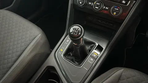 VOLKSWAGEN TIGUAN 2.0 TDi 150 SE Nav