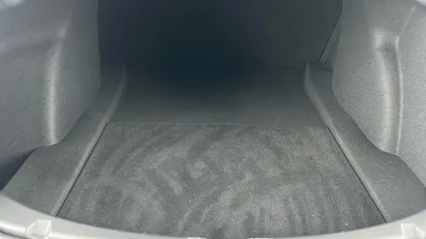 TESLA MODEL 3 Standard Plus Auto