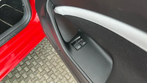 SEAT IBIZA 1.8 TSI Cupra Black