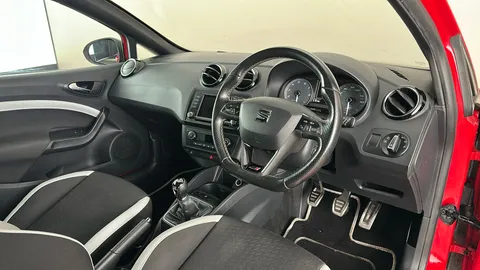 SEAT IBIZA 1.8 TSI Cupra Black