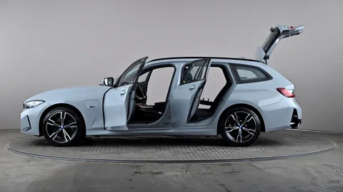 BMW 3 Series Touring 330e xDrive M Sport Step Auto