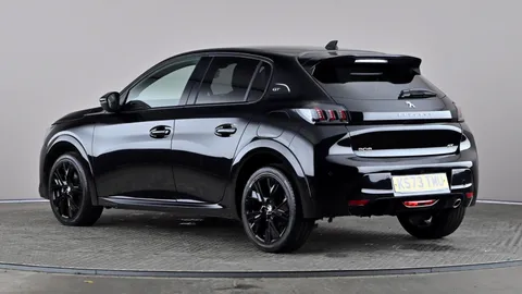 PEUGEOT 208 1.2 PureTech 100 GT EAT8