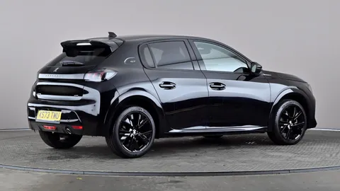 PEUGEOT 208 1.2 PureTech 100 GT EAT8