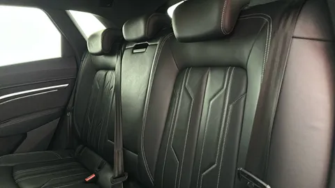 AUDI E-TRON 230kW 50 Quattro 71kWh Black Edition Auto