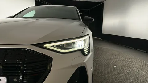 AUDI E-TRON 230kW 50 Quattro 71kWh Black Edition Auto