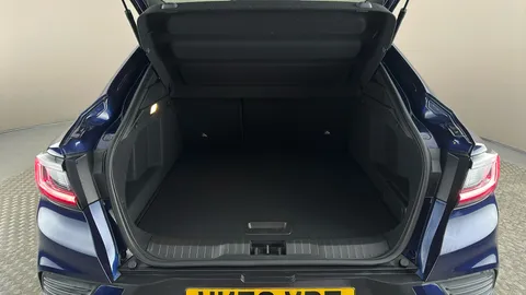 RENAULT ARKANA 1.6 E-Tech FHEV 145 Techno Auto