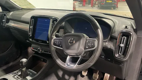 VOLVO XC40 1.5 T3 [163] R DESIGN