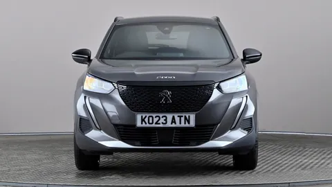 PEUGEOT 2008 1.2 PureTech Allure Premium+