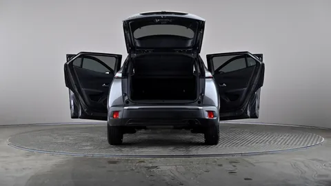 PEUGEOT 2008 1.2 PureTech Allure Premium+