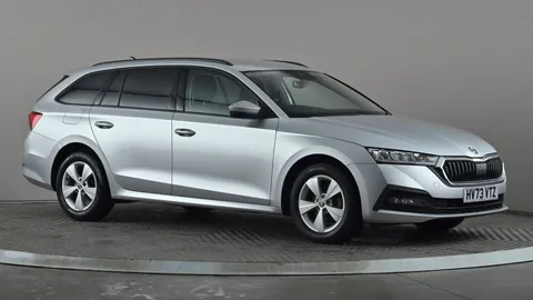 SKODA OCTAVIA 1.0 TSI e-TEC SE DSG