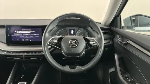 SKODA OCTAVIA 1.0 TSI e-TEC SE DSG