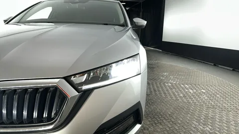 SKODA OCTAVIA 1.0 TSI e-TEC SE DSG