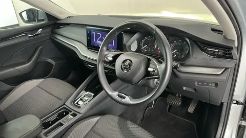 SKODA OCTAVIA 1.0 TSI e-TEC SE DSG