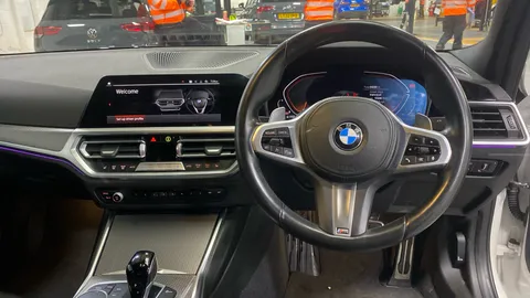 BMW 3 SERIES 320i M Sport Step Auto [Pro Pack]