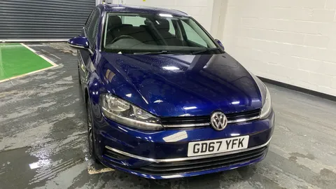 VOLKSWAGEN GOLF 1.0 TSI 110 SE [Nav] DSG