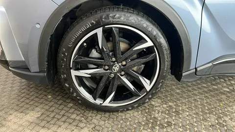 TOYOTA C-HR 1.8 Hybrid GR Sport CVT