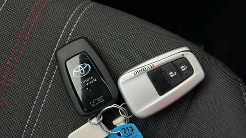 TOYOTA C-HR 1.8 Hybrid GR Sport CVT