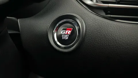 TOYOTA C-HR 1.8 Hybrid GR Sport CVT