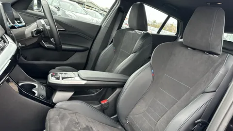 BMW iX2 150kW eDrive20 M Sport 65kWh Auto