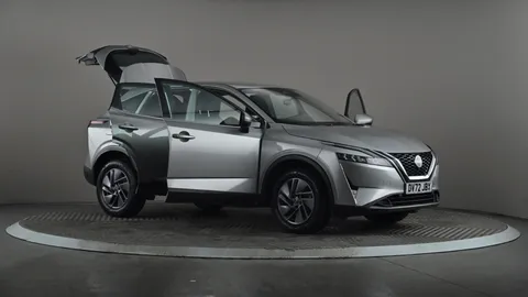 NISSAN QASHQAI 1.3 DiG-T MH Acenta Premium