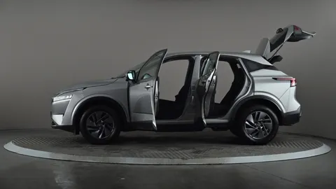 NISSAN QASHQAI 1.3 DiG-T MH Acenta Premium