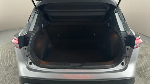 NISSAN QASHQAI 1.3 DiG-T MH Acenta Premium