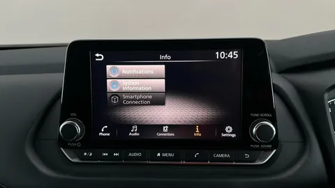 NISSAN QASHQAI 1.3 DiG-T MH Acenta Premium