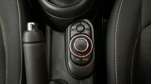 MINI HATCHBACK 1.5 Cooper Classic Auto