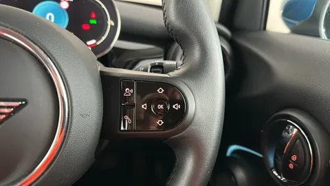 MINI HATCHBACK 1.5 Cooper Classic Auto