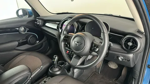 MINI HATCHBACK 1.5 Cooper Classic Auto