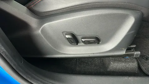 MG MOTOR UK ZS 115kW Trophy Connect EV Long Range73kWh Auto