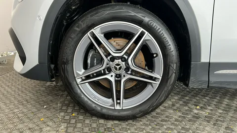 MERCEDES-BENZ GLA GLA 250e Exclusive Edition Auto