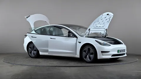 TESLA MODEL 3 Standard Plus Auto
