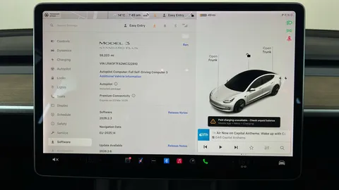 TESLA MODEL 3 Standard Plus Auto