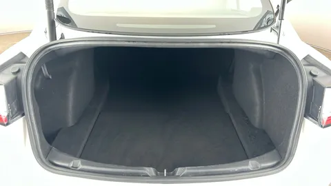 TESLA MODEL 3 Standard Plus Auto