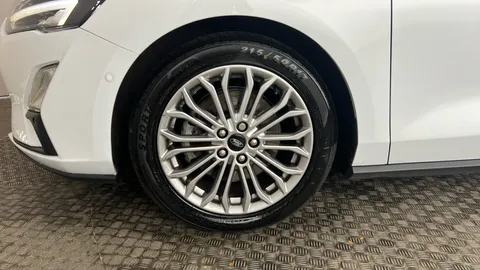 FORD FOCUS 2.0 EcoBlue Titanium X Auto