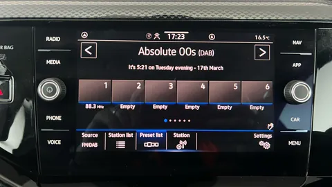 VOLKSWAGEN TAIGO 1.0 TSI Life