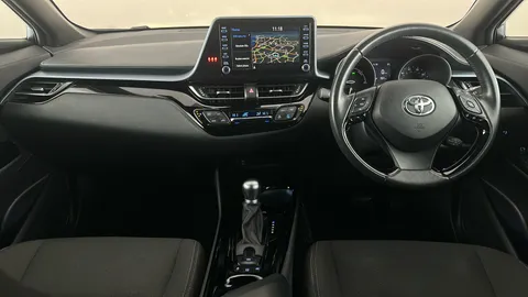 TOYOTA C-HR 1.8 Hybrid Design CVT