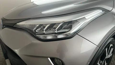 TOYOTA C-HR 1.8 Hybrid Design CVT