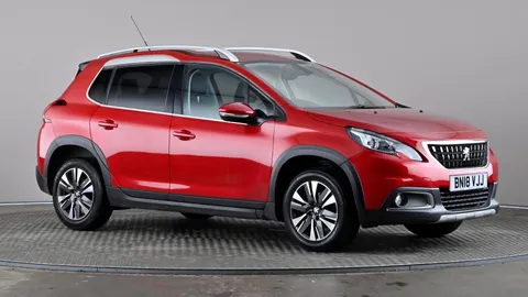 PEUGEOT 2008 1.2 PureTech Allure