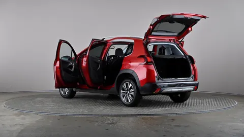 PEUGEOT 2008 1.2 PureTech Allure