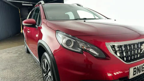 PEUGEOT 2008 1.2 PureTech Allure